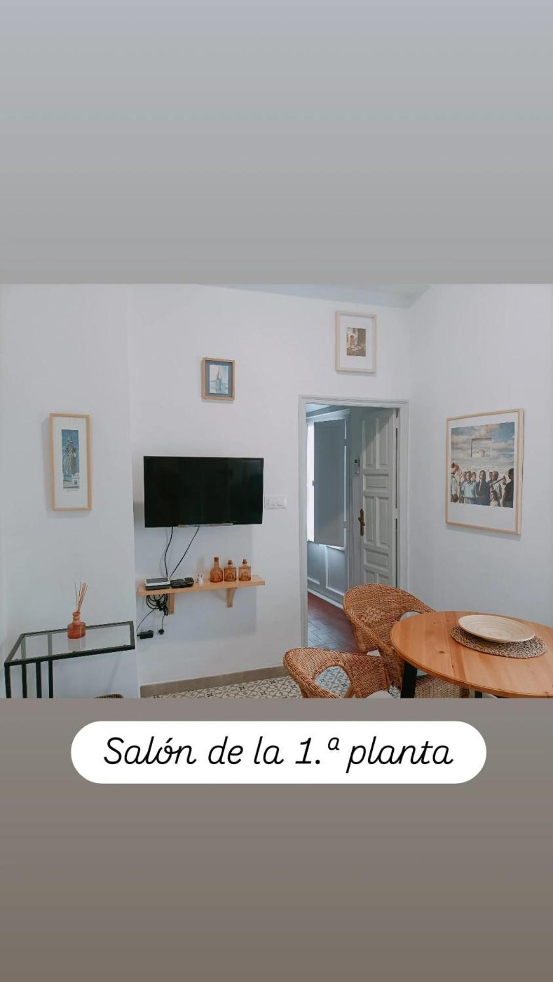 Apartamentos En La Plaza Dona Elvira, 7 Sevilha Exterior foto